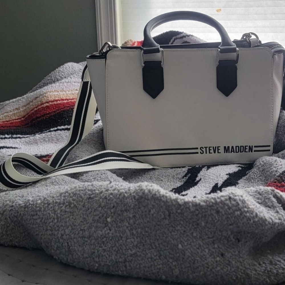 Steve Madden Purse